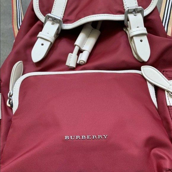 Burberry Rucksack - Picture 12 of 13